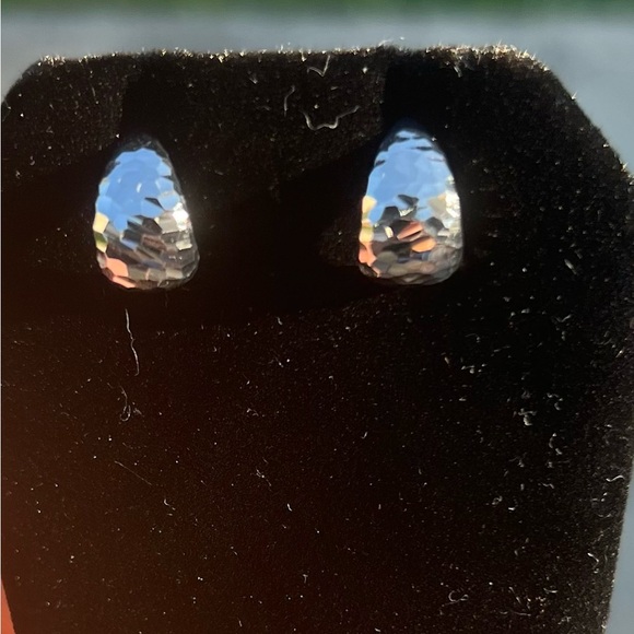 14k White gold J shape Stud earrings